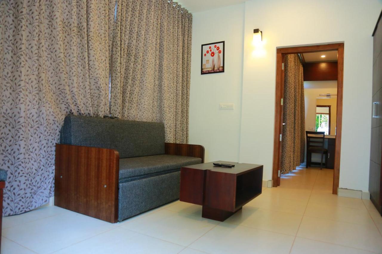Hotel Palmtree Leaf, Munnar Exterior foto